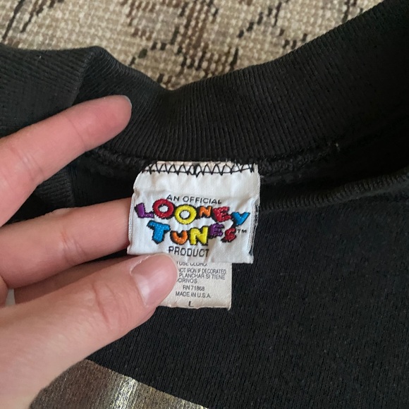 Vintage Looney Tunes Taz Character Sweatshirt - Picture 4 of 4